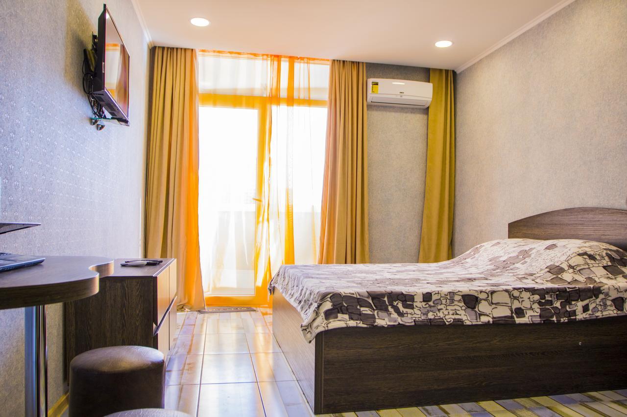 Apartament Denis In Apart-Otel Residenc Batumi Eksteriør billede