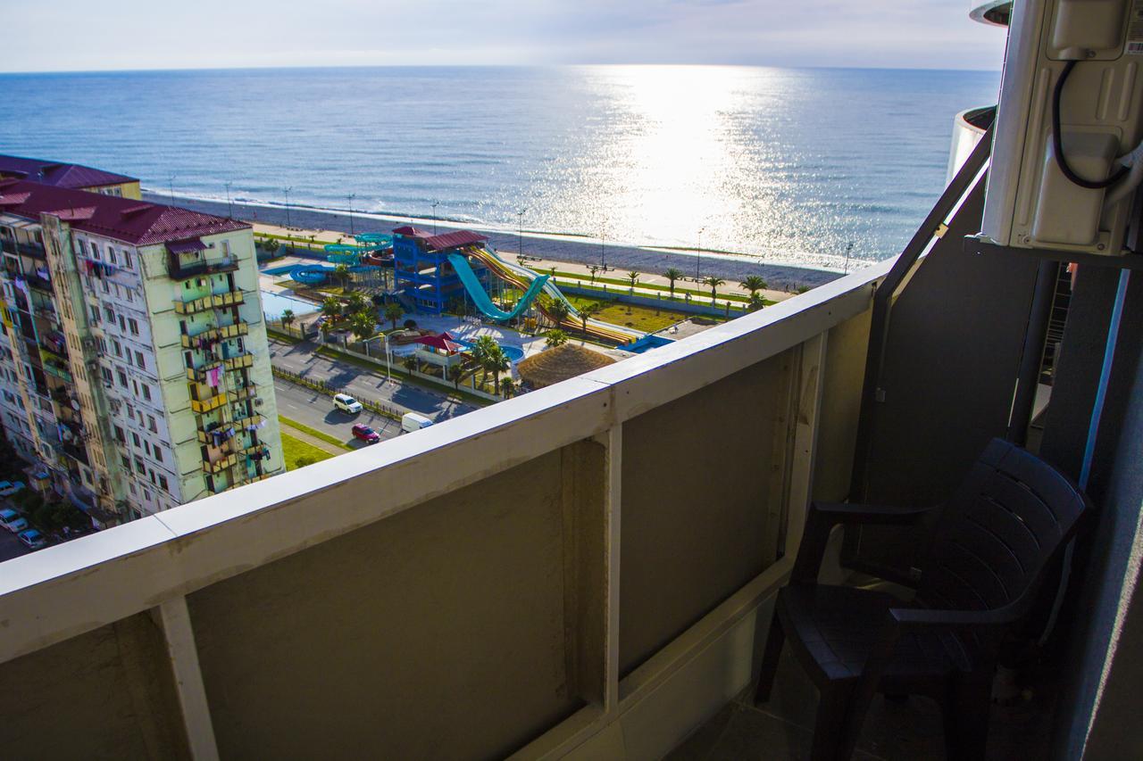 Apartament Denis In Apart-Otel Residenc Batumi Eksteriør billede